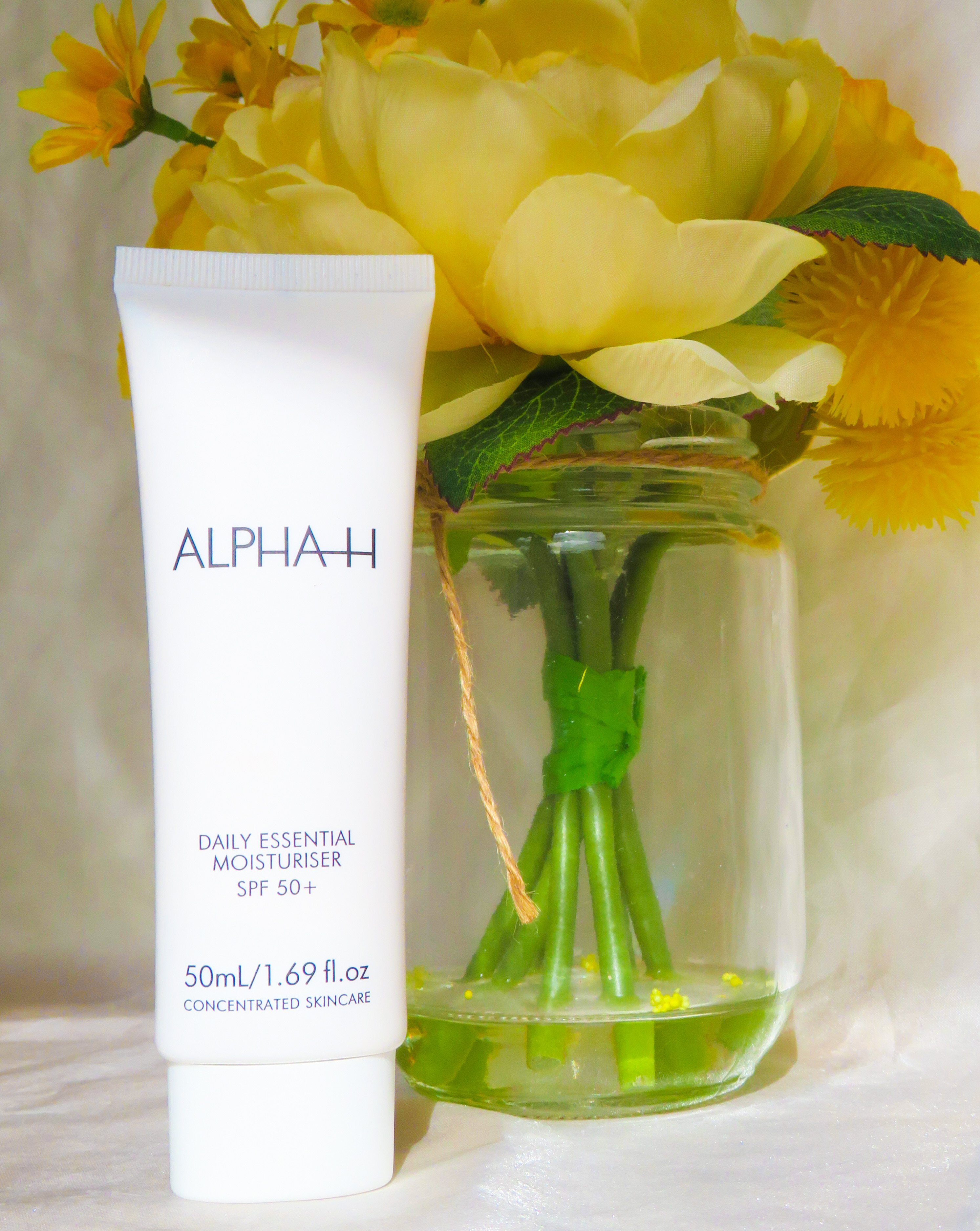 Alpha-H Daily Essential Moisturiser tube