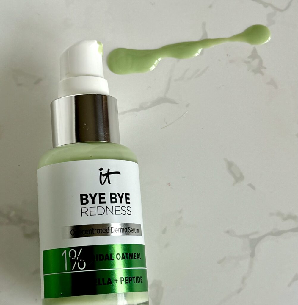 IT Cosmetics Bye Bye Redness Serum flatlay