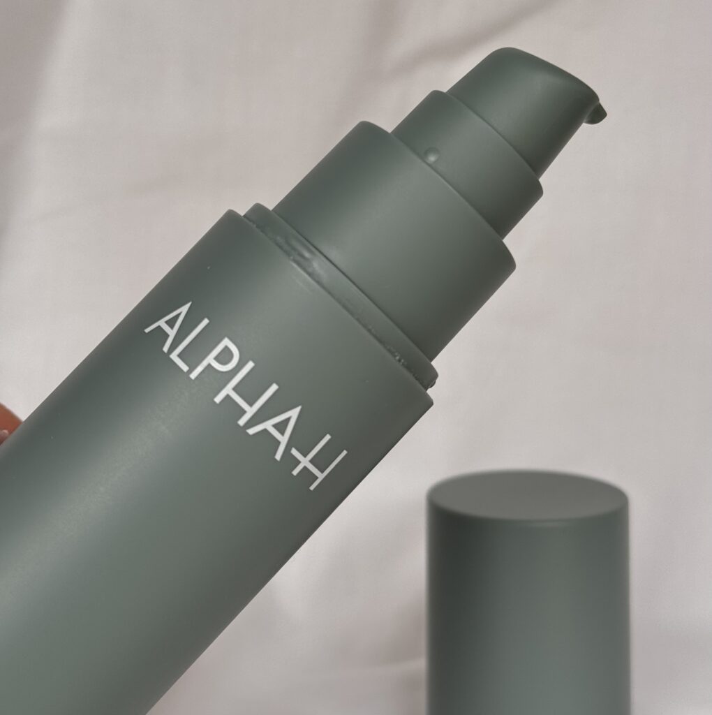 The pump dispenser of the Alpha H bottle