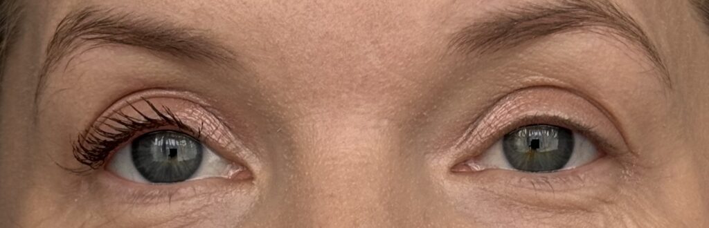 Image of eyes with LashLift applied to one eye