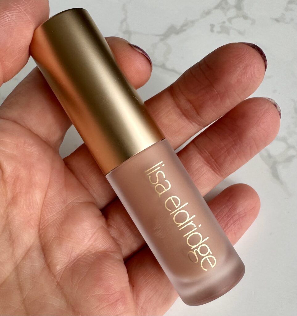 Lisa Eldridge Liquid Silk held in hand