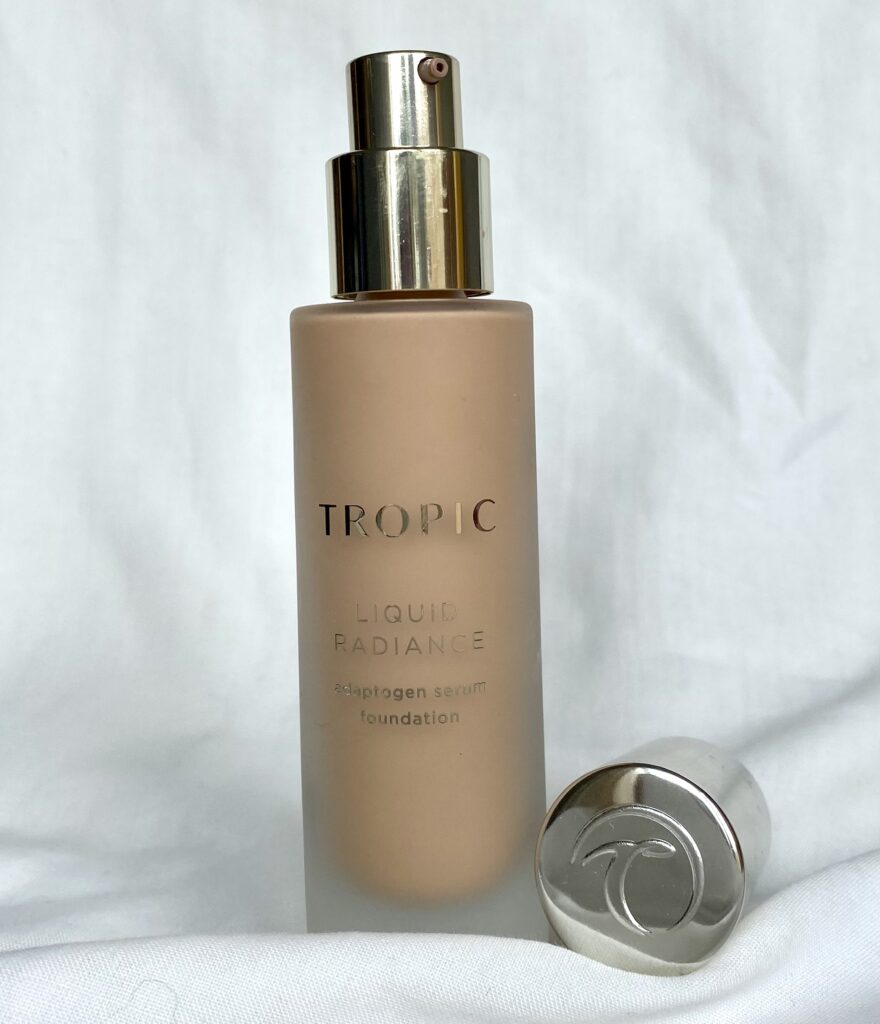 The pump on the bottle of Tropic Liquid Radiance Foundation