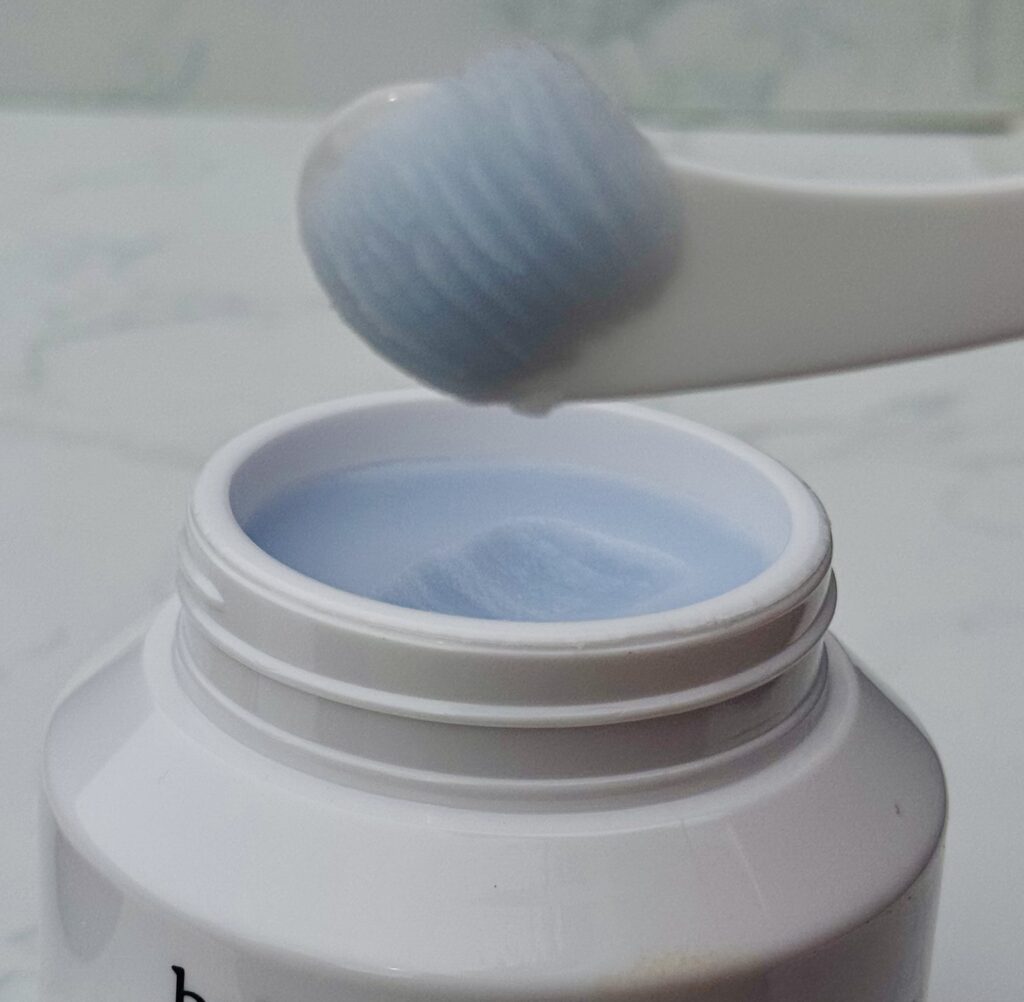 The first scoop of the Belif Aqua Bomb Cleansing Balm